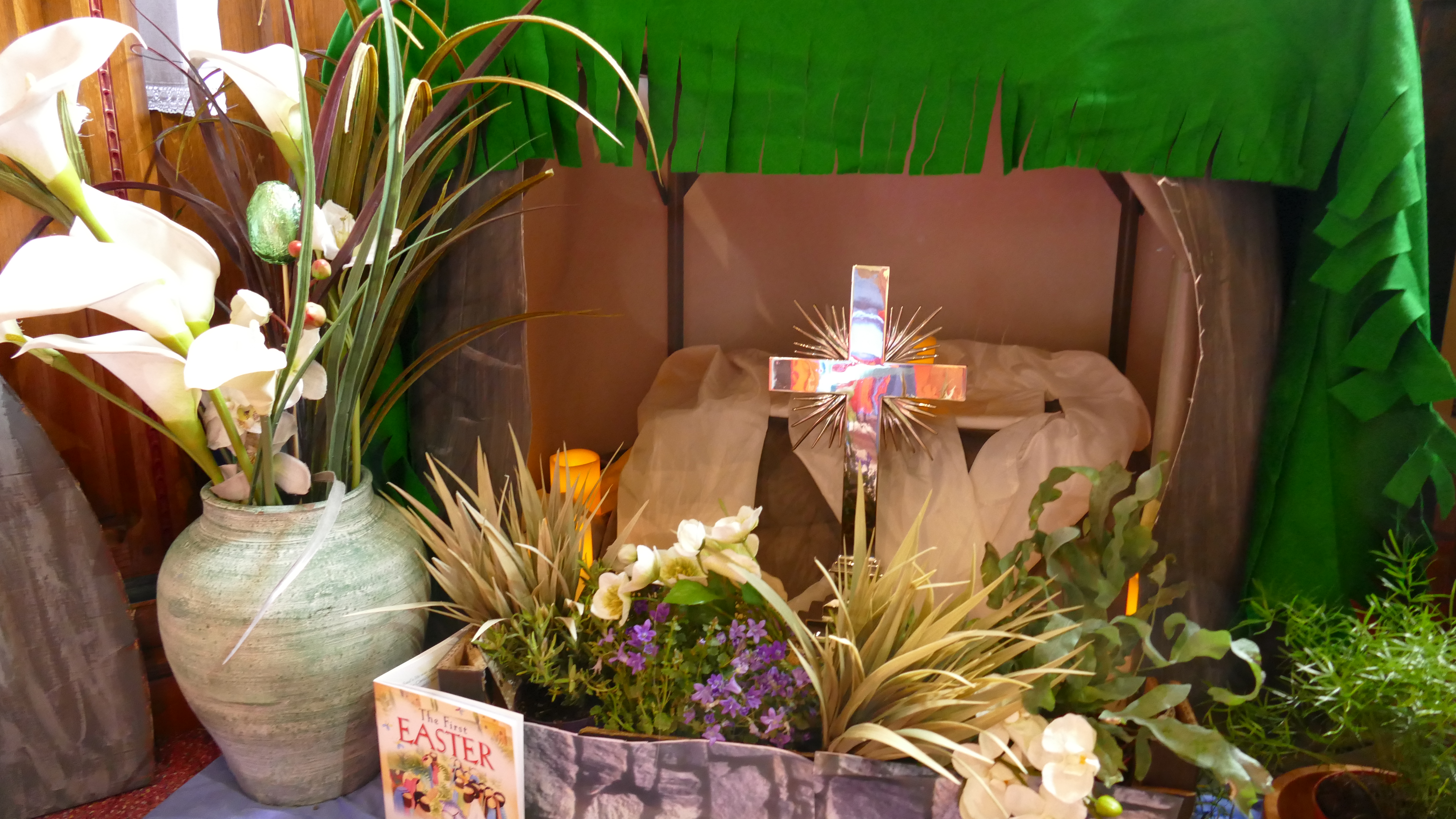 Easter Sunday – Sunday 5th April 10.00am & 11.30am